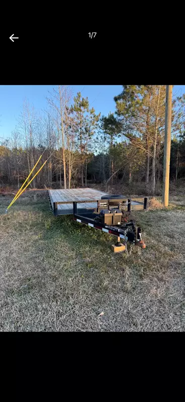 20' x 8.5' Flatbed Trailer