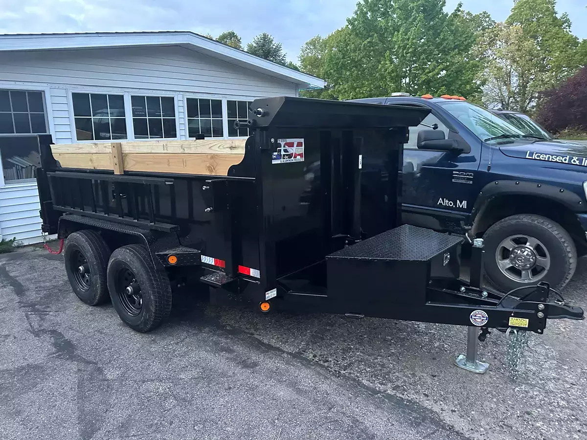 6' x 10' Dump Trailer