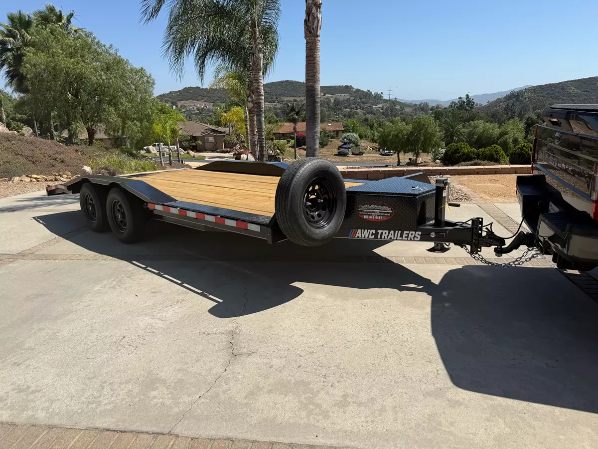 2025 AWC 20’ x 102” drive over fenders with winch