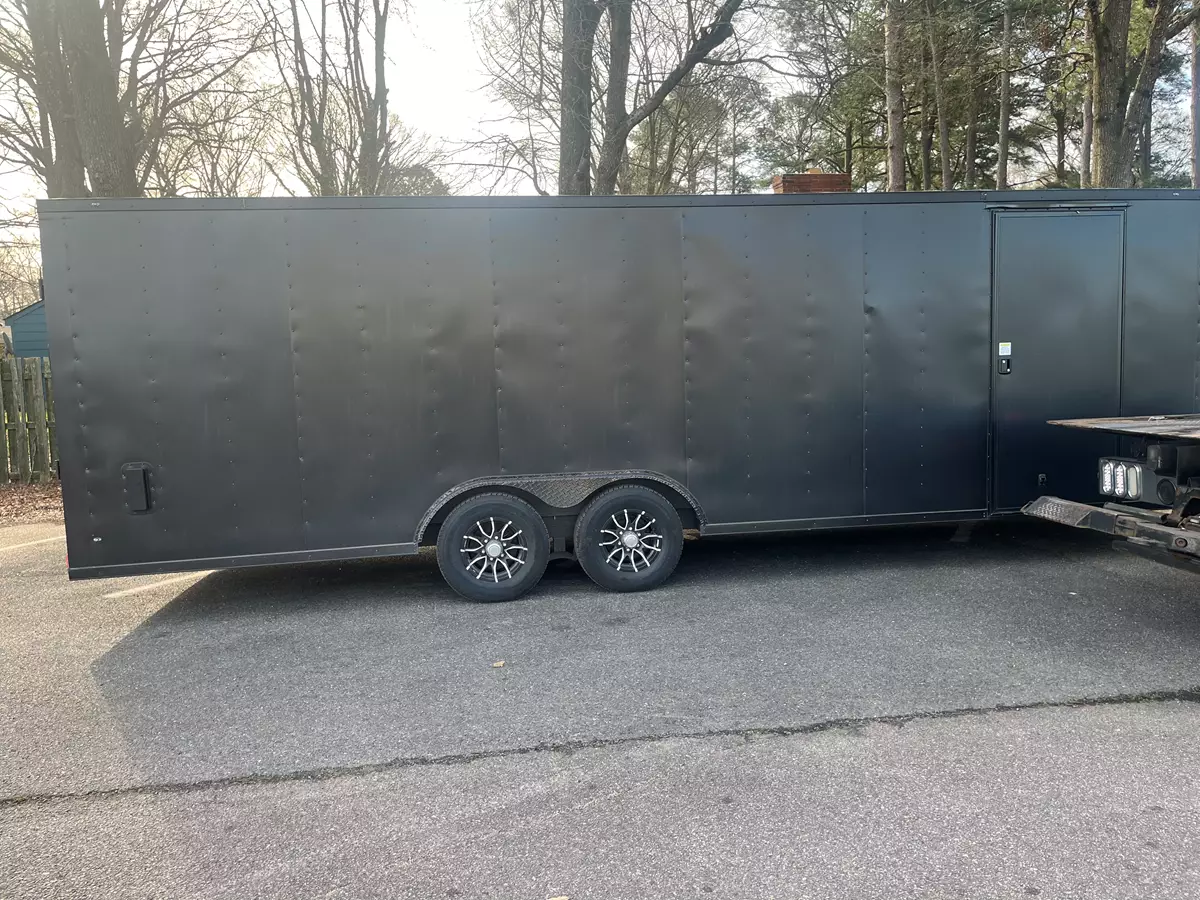 24’ enclosed 