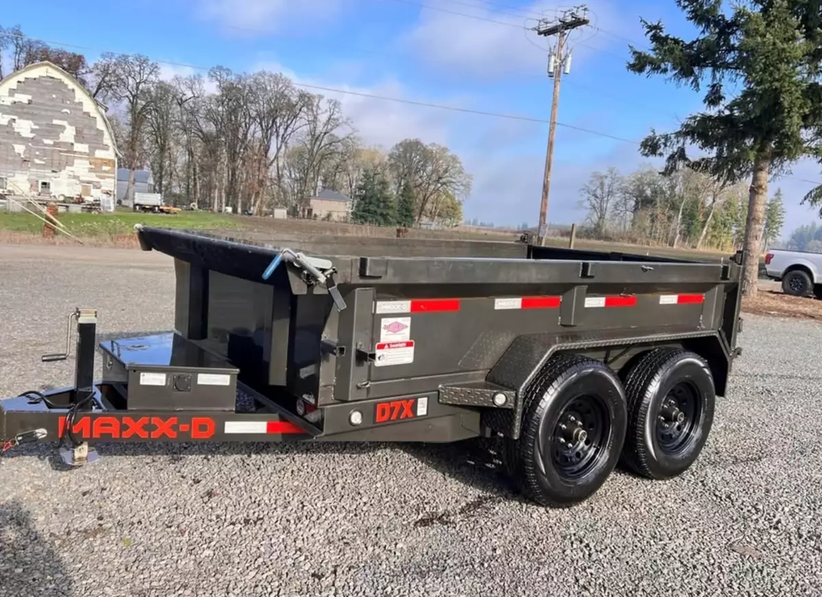 10' Dump Trailer