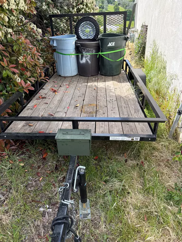 Utility Trailer 5ft x 8ft